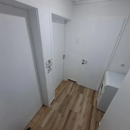 Tvrdava 3 Apartman *